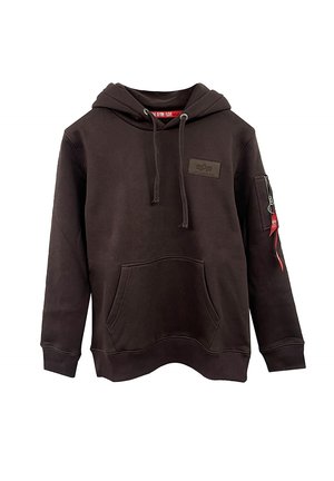 Hoodie marron en mélange de coton, doté d'une poche ventrale, d'une capuche avec cordon de serrage et d'une poche zippée sur la manche avec un détail de tag rouge.