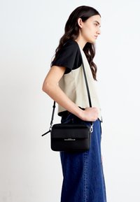Calvin Klein - Torba na ramię