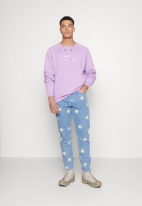 Nike Sportswear M M NSW NIKE AIR FT CREW - Sweatshirt - violet shock