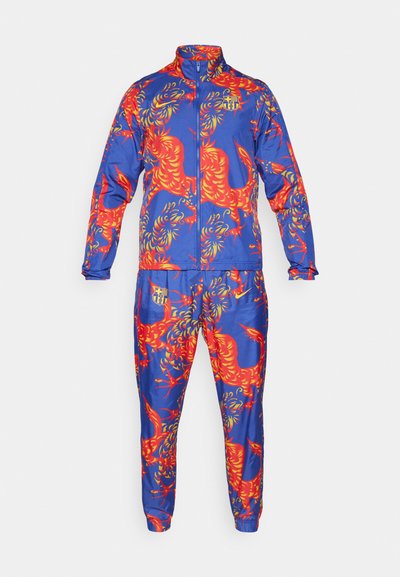 blazer mid 77 trainers black chutney sail animal