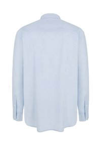 Jasnoniebieska koszula z prostym tyłem, długimi rękawami, mankietami na guziki i klasycznym kołnierzykiem; wykonana z gładkiego materiału o subtelnej fakturze.