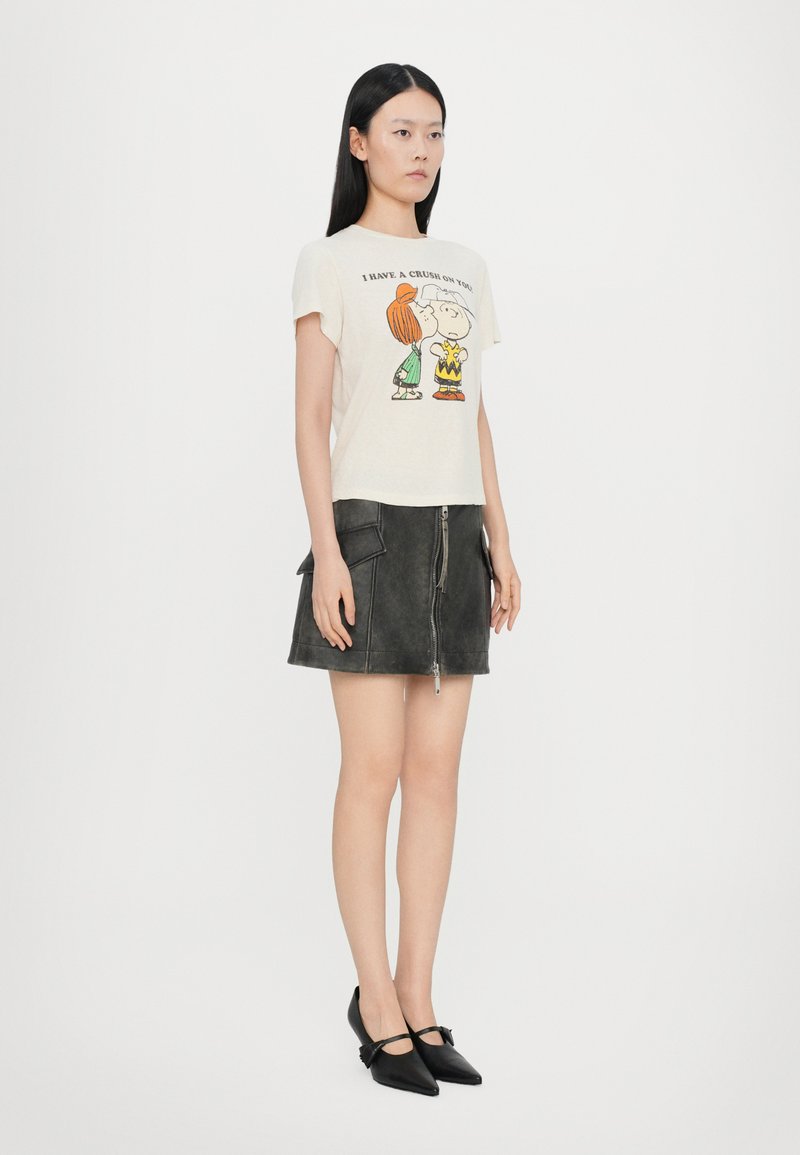 RE/DONE CLASSIC TEE PEANUTS CRUSH - Print T-shirt - vintage white 