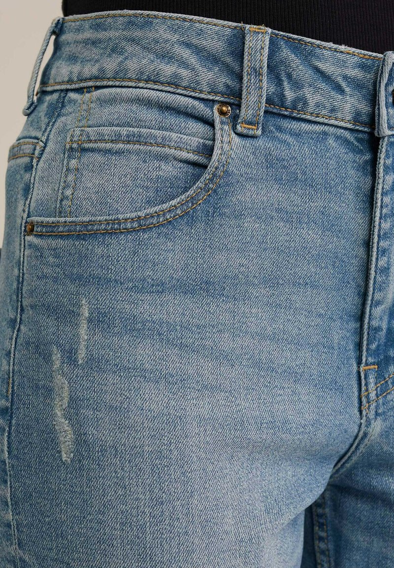 WE Fashion BLUE RIDGE Jeans mom fit navy blue/blu reale