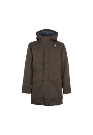 Giacca parka impermeabile marrone con cappuccio, dotata di chiusura con zip, due tasche frontali e logo sul petto. Fodera interna morbida.