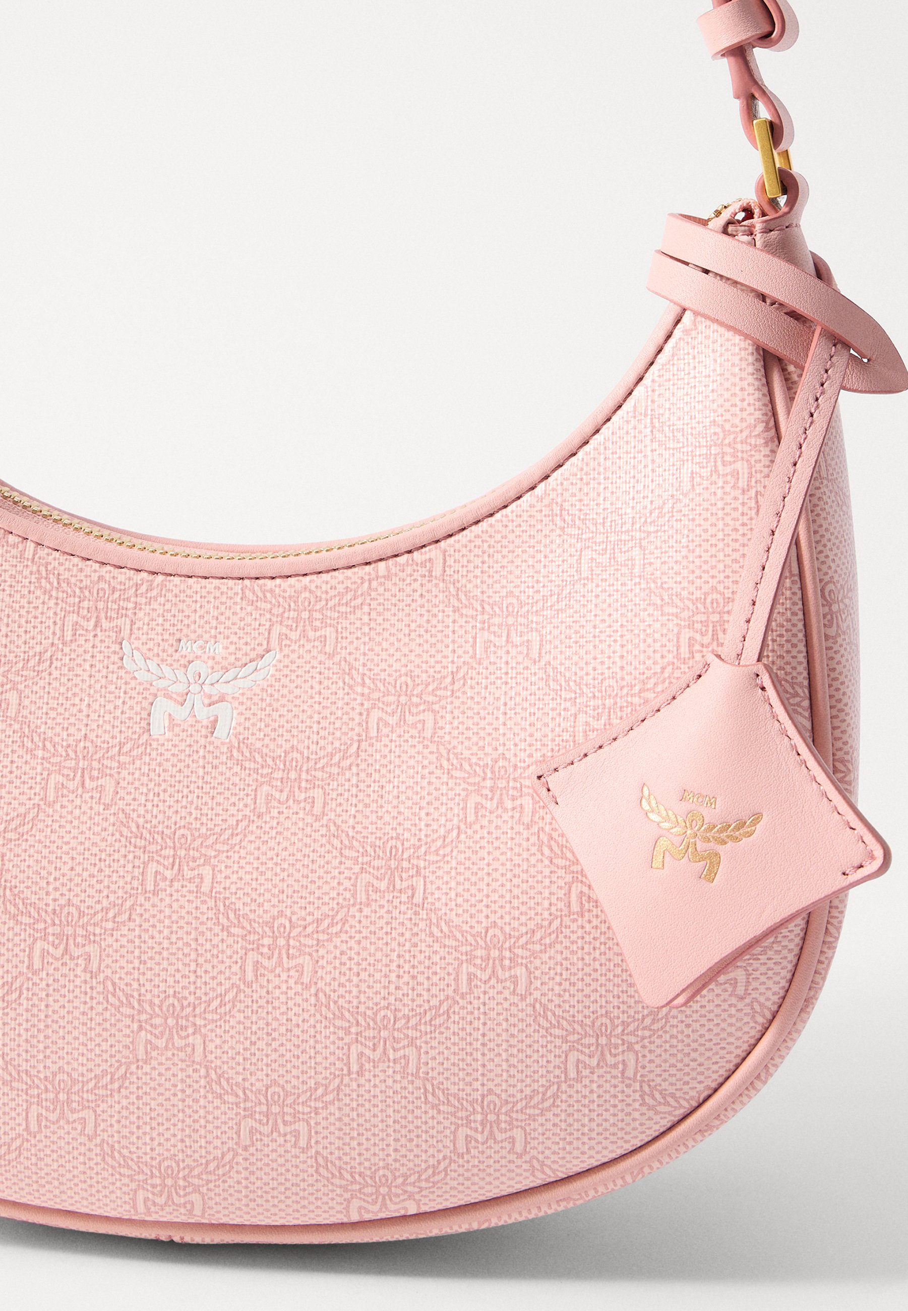 ショルダーバッグ・ポシェット MCM LEATHER HIMMEL HOBO BAG WITH EMBOSSED LOGO Buy MCM Himmel Hobo in Embossed Logo Leather 2025 Online