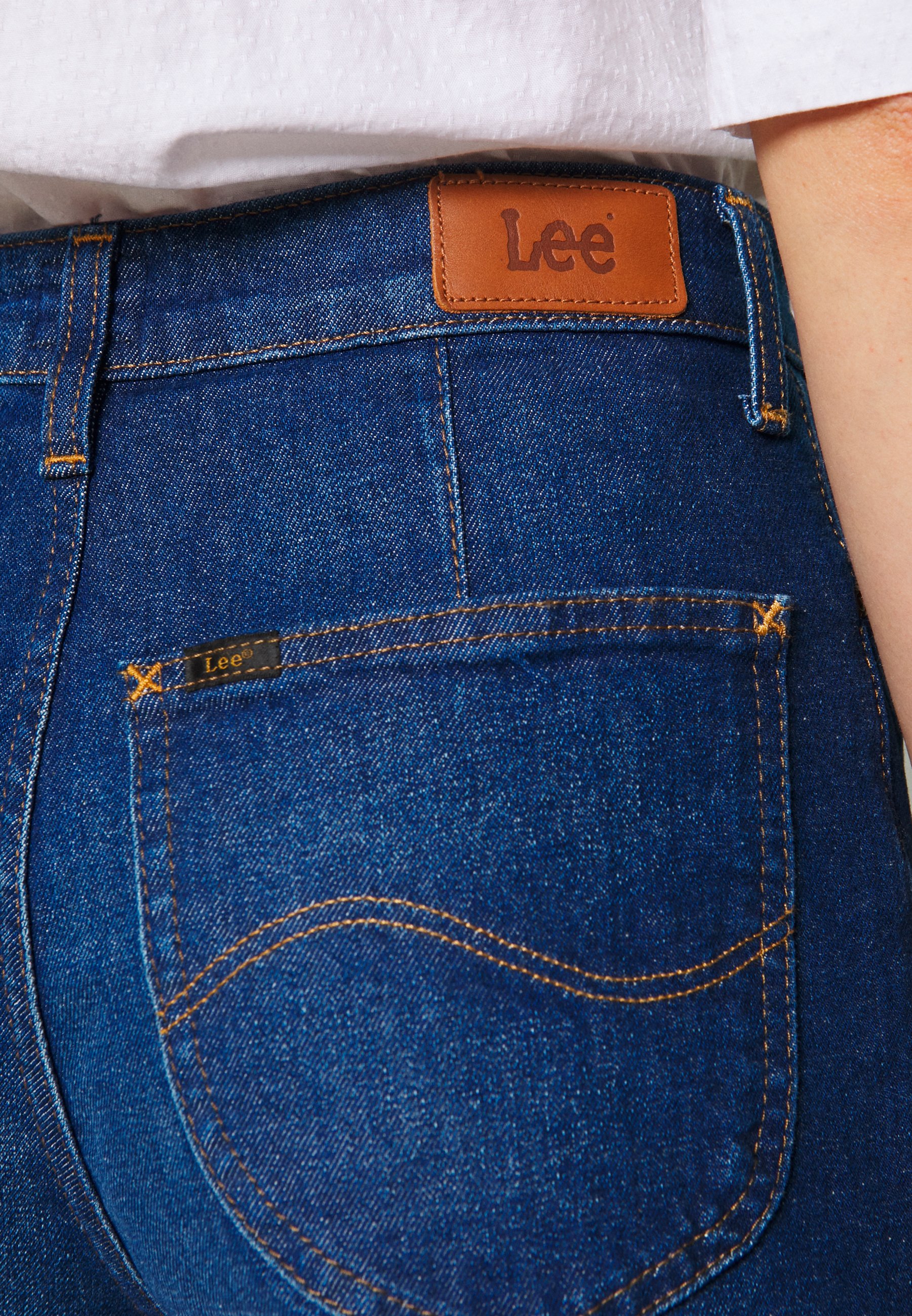 jeans lee