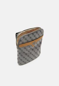 Guess MILANO - Skulderveske - grau