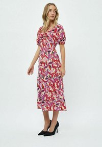 Desires SANELI  - Vestido informal - p gardenia print