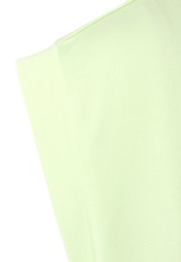 Hellgrüner Stoff mit gerippter Textur, der ein einfaches, schmuckloses Design aufweist. Die Kanten sind sauber verarbeitet, was das weiche Material betont.