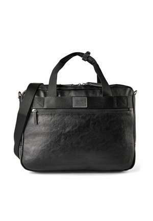 Porte-documents en cuir noir avec doubles poignées, bandoulière ajustable, poche avant zippée et patch de marque rectangulaire.