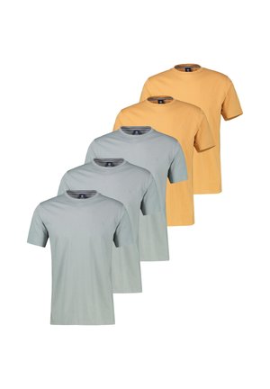 Fem ensfarvede T-shirts med rund hals i sennepsgul og lys grå, arrangeret i en trappet, overlappende række.