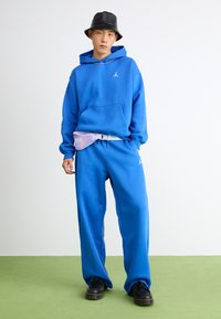 Jordan JORDAN BROOKLYN FLEECE - Sweatshirt - sport blue/white