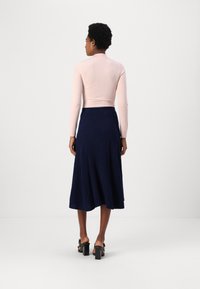 pure cashmere FLARED SKIRT - sukňa v tvare A - navy