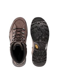 Braune Lederwanderstiefel mit Schnürung an der Vorderseite, gepolstertem Kragen und robustem schwarzen Gummisohle, die über tiefe Profilmuster für Trittfestigkeit verfügt.