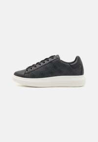Guess Sneakers Basse Uomo TODI Jeans - Pelle PU Nero, Modello FMTTOI ELL12, Chiusura Con Lacci