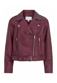 Burgundia kunstnahast mootorrattajakk vöökohal vööga, diagonaalse tõmbluku ja hõbedase tooniga riistvaraga; omaduseks õlapatjad.