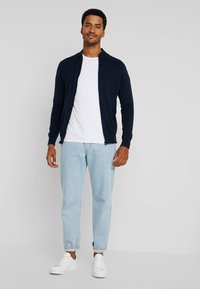 INDICODE JEANS CHANCELLOR - Chaqueta de punto - navy