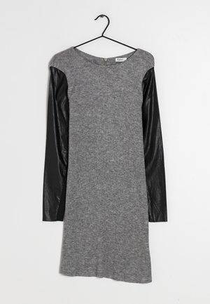 Robe pull - grey