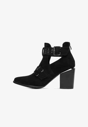 WITH A BLOCK HEEL - Cowboy/motoros bokacsizma - black