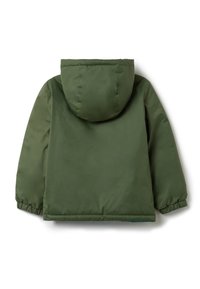Giacca verde imbottita con cappuccio, polsini elasticizzati e una texture morbida. Presenta un design semplice e uniforme senza ulteriori accenti.