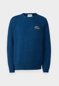 - Sweter