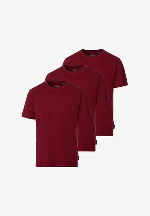 Drei schlichte dunkelrote T-Shirts mit kurzen Ärmeln und Rundhalsausschnitt, überlappend auf einem weißen Hintergrund angeordnet.