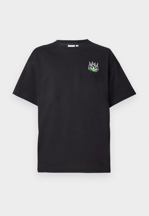 Black cotton t-shirt with short sleeves. Features a small green and white flame design with a leaf at the chest. Regular fit.