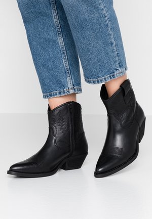 Kovbojské/motorkářské kotníkové boty - black