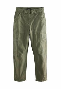 Pantalon cargo vert olive avec poches à rabat latérales, poches fendues à l'avant, passants de ceinture et coupe droite.