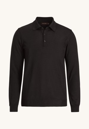 Polo shirt nero a maniche lunghe realizzato in tessuto morbido, con colletto classico, patta con tre bottoni e polsini a coste.