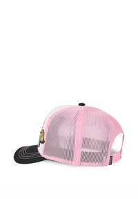 Casquette de camionneur avec une face blanche, une visière noire, un dos en maille rose clair et un motif de papillon coloré brodé sur le devant.
