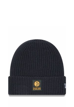 Schwarze Strickmütze mit umgeschlagenem Bund, strukturiertem Stoff und einem quadratischen Logo-Patch mit dem Text "Pittsburgh Steelers" und Emblem.