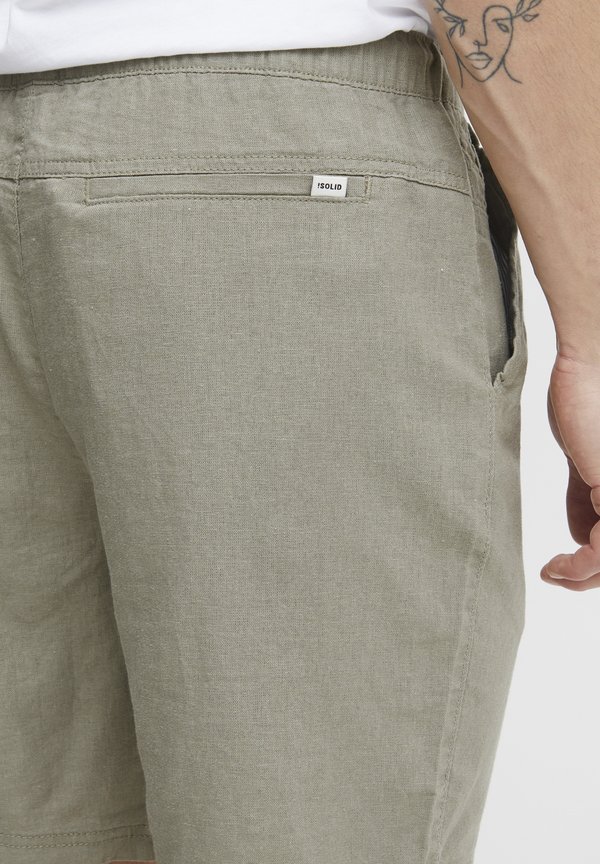 SDAURELIUS REGULAR FIT - Shorts - vetiver3