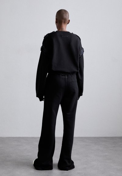 MM6 Maison Margiela PANTS - Pantalon classique - black