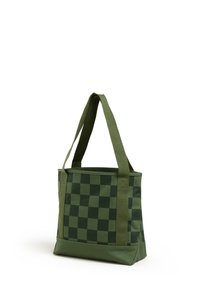 Groene geruite draagtas van duurzaam stof, voorzien van dubbele brede handvatten en een gestructureerde vorm. Ideaal voor veelzijdige draagbehoeften.
