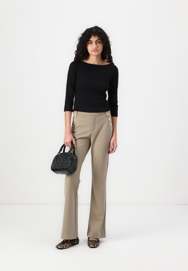 BOAT NECK - Long sleeved top4