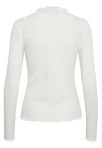 Haut à manches longues blanc en tissu côtelé. Il présente un col et un ourlet froncés, avec une silhouette ajustée et une texture lisse.