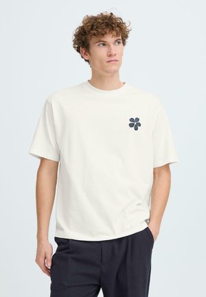 CFARLAN - T-shirts med print - cloud dancer