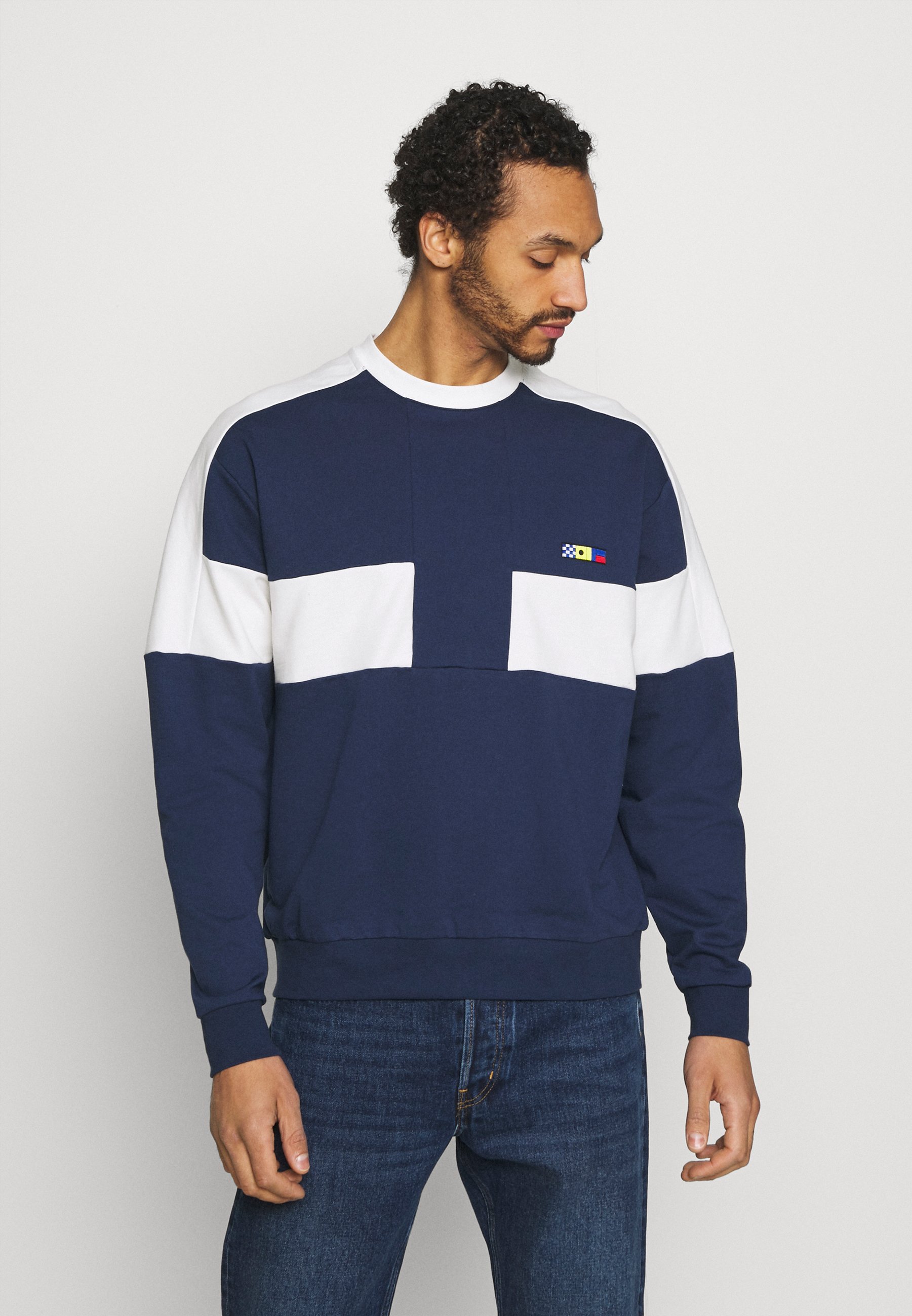 Nike reissue crew Clearance