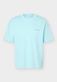 Δεν επιλέχθηκε, light sky blue