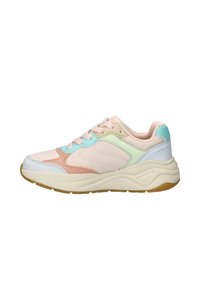 Sneakers met een mix van pastelkleuren—roze, mintgroen en lichtblauw—gladde synthetische materialen, gepolsterde kraag en een gestructureerde zool.