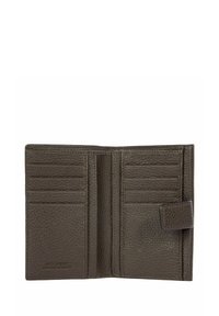 Portefeuille en cuir gris foncé avec une finition texturée, doté de plusieurs emplacements pour cartes et d'une fermeture à rabat sécurisée sur un côté.