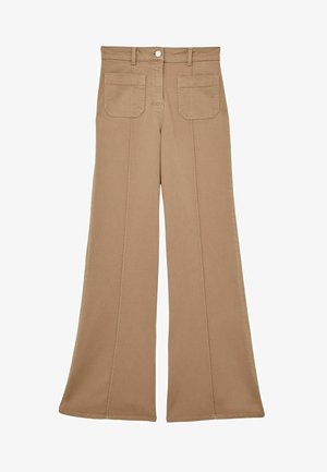 Beżowe spodnie typu wide-leg z wysokim stanem, kieszeniami po bokach i z tyłu oraz z zapięciem na guziki. Gładka tekstura i proste, dopasowane linie.