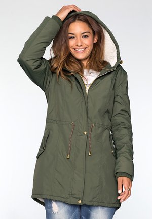 bonprix MIT TRENDY ÜBERGANGS MIT VIELEN DETAILS - Manteau d'hiver - grün