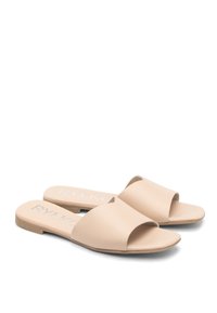 Beżowe skórzane klapki z szerokim paskiem na górze, płaską podeszwą i minimalistycznym wzornictwem. Logo RYLKO nadrukowane w kontrastującym szarym kolorze.