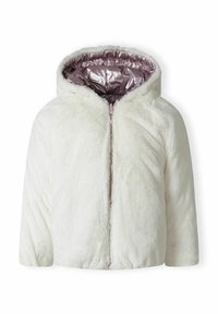 Veste à capuche en fausse fourrure blanche avec un intérieur matelassé léger violet brillant et une fermeture éclair à l'avant, conçue pour les temps froids.