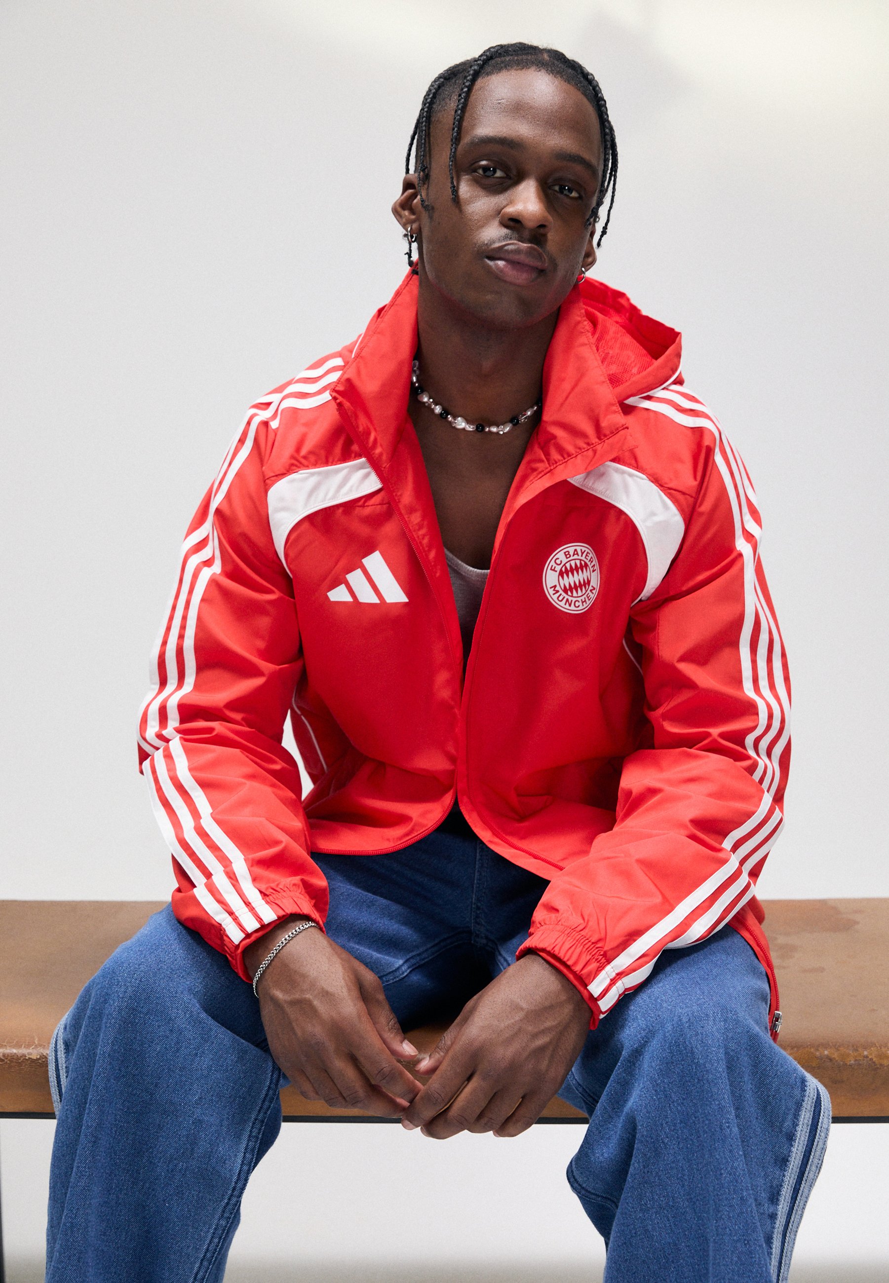 adidas Performance FC BAYERN MUNICH URBAN PURIST WINDBREAKER