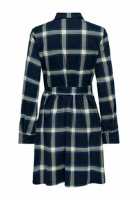 Robe à manches longues, longueur genou, avec motif à carreaux bleu marine, vert et blanc, poignets boutonnés et ceinture assortie en tissu à la taille.