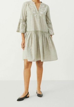Part Two Robe de soirée - mottled green