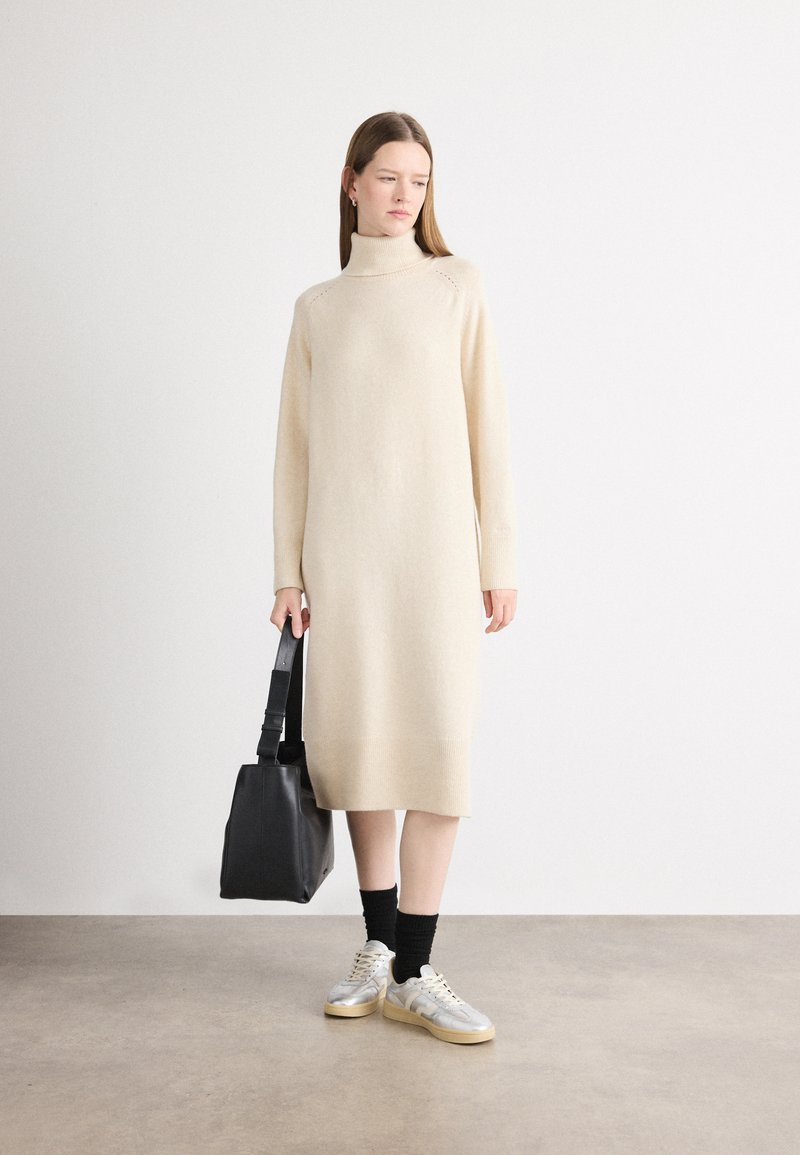 doen knit dress TARI Women's Side Shirred Button Down Long Sleeve Knit Maxi Dress - Size 20 main image 0